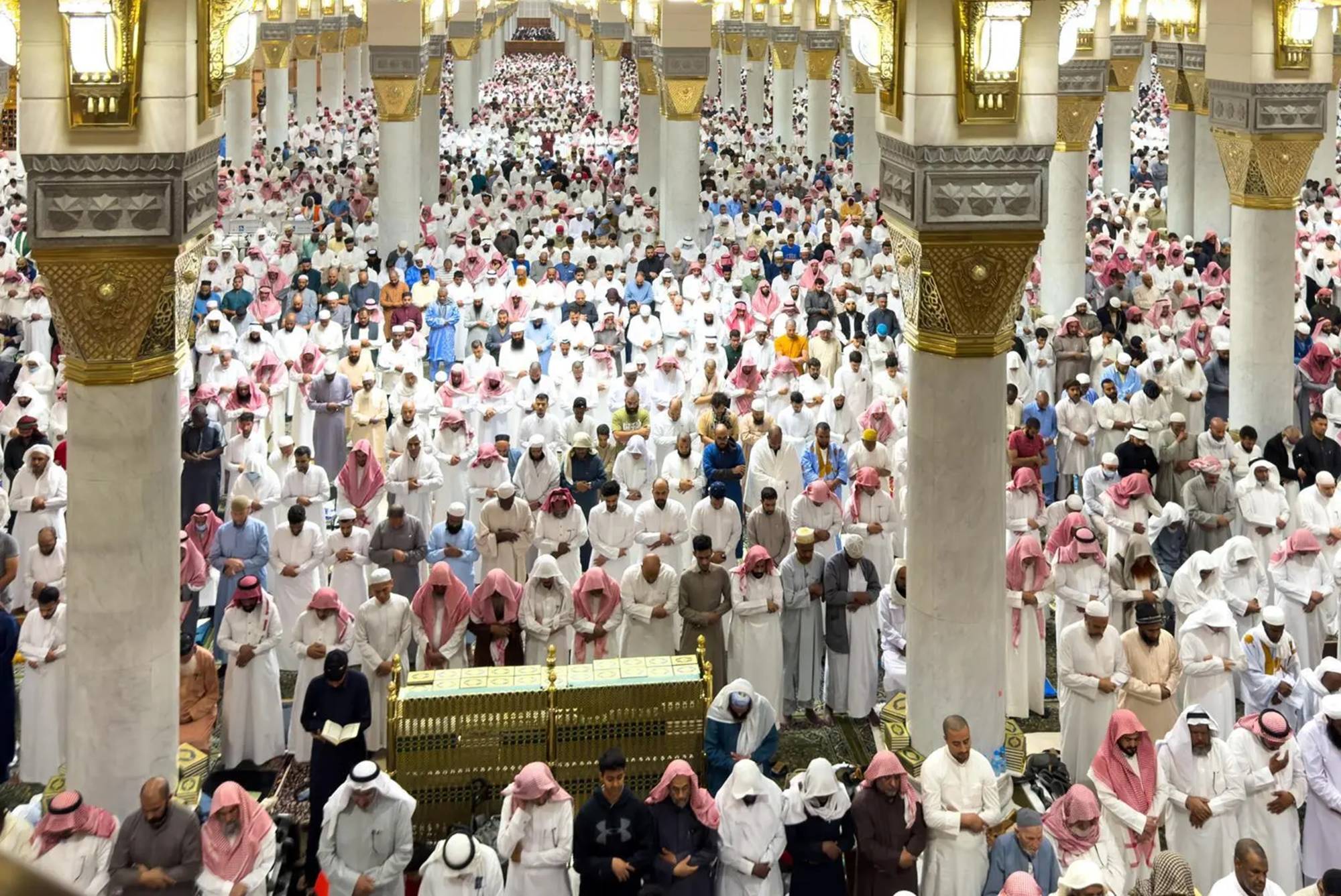 ملايين المصلين يشهدون ختم القرآن بـ«الحرمين الشريفين»