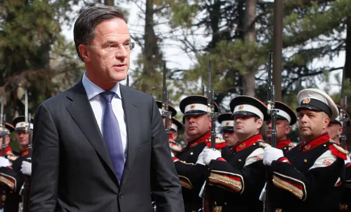 أمين الناتو: أعضاء الحلف يدعمون العمليات العسكرية الأمريكية في إيران