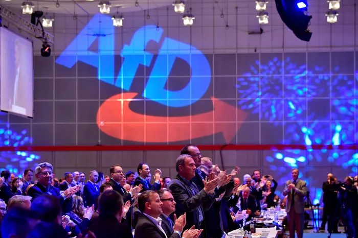 ألمانيا تلمح إلى حظر "حزب البديل" وسط مخاوف من تفشي التطرف