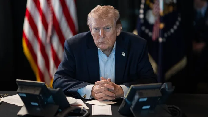 ترامب: الرئيس الصيني سعيد للغاية بإعادة فتح مضيق هرمز