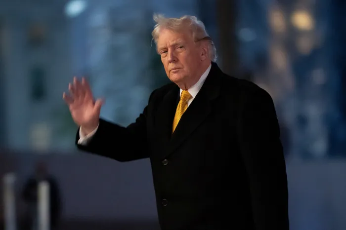 ترامب يفرض رسوما جمركية بنسبة 25% على شركاء إيران التجاريين