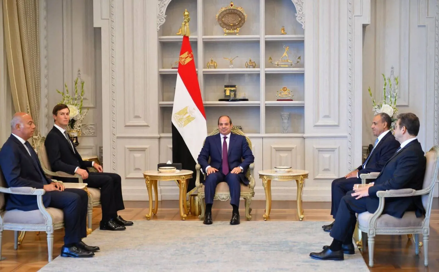 لقاء بين الحية وكوشنر لدفع خطة غزة