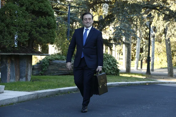 إسبانيا تدعو إلى تشكيل جيش أوروبي مشترك