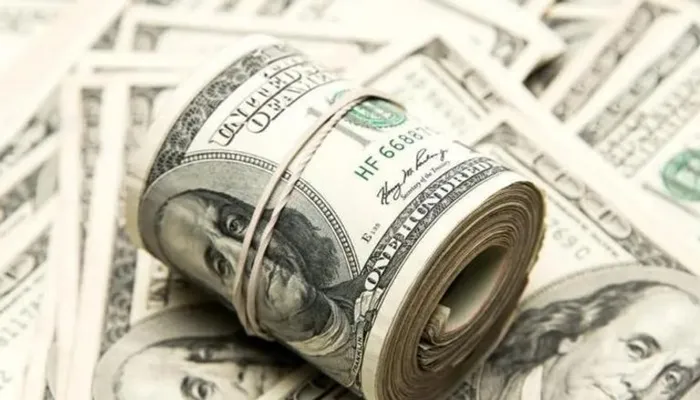 الدولار يتجه نحو أكبر خسائر أسبوعية منذ يناير الماضي