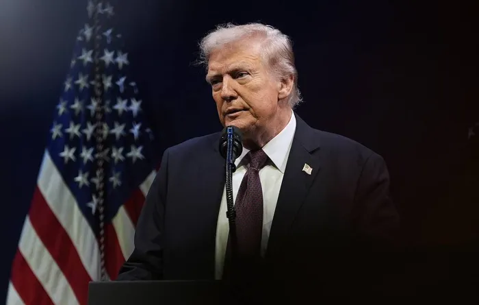 ترامب: الإيرانيون يتفاوضون معنا ويرغبون في التوصل إلى اتفاق