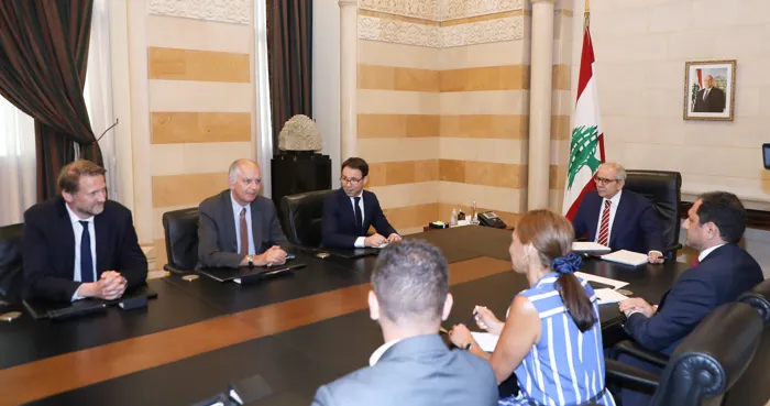 رئيس وزراء لبنان: نحضر لمؤتمر دولي لإعادة الإعمار في الأشهر المقبلة