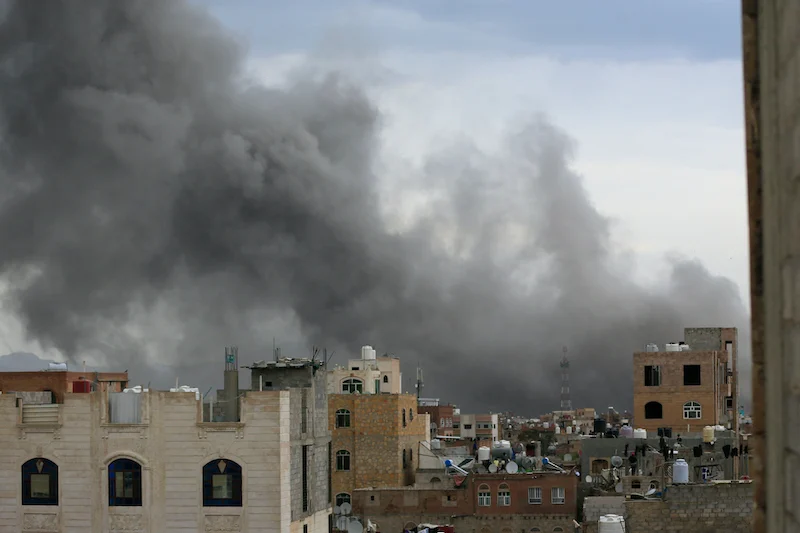 قتلى وجرحى في مقر إعلام "الحوثيين"