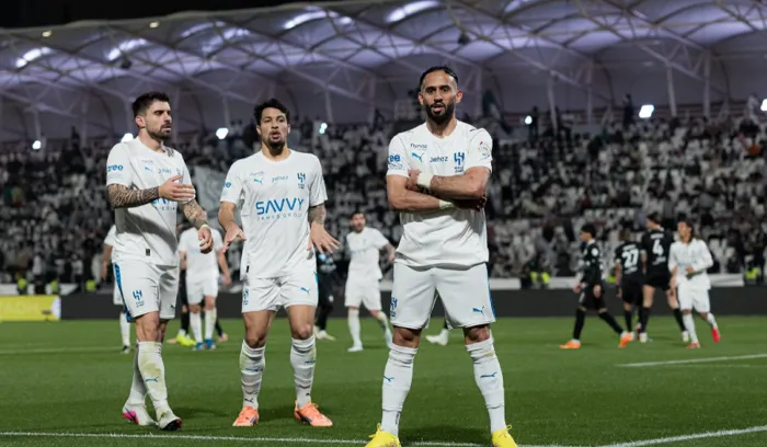 الدوري السعودي| الهلال يكتسح الشباب بخماسية.. والاتفاق يخسر من الحزم بثلاثية