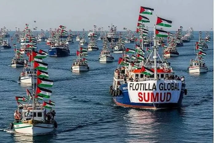 رفع حالة التأهب بـ" أسطول الصمود" مع الاقتراب من سواحل غزة