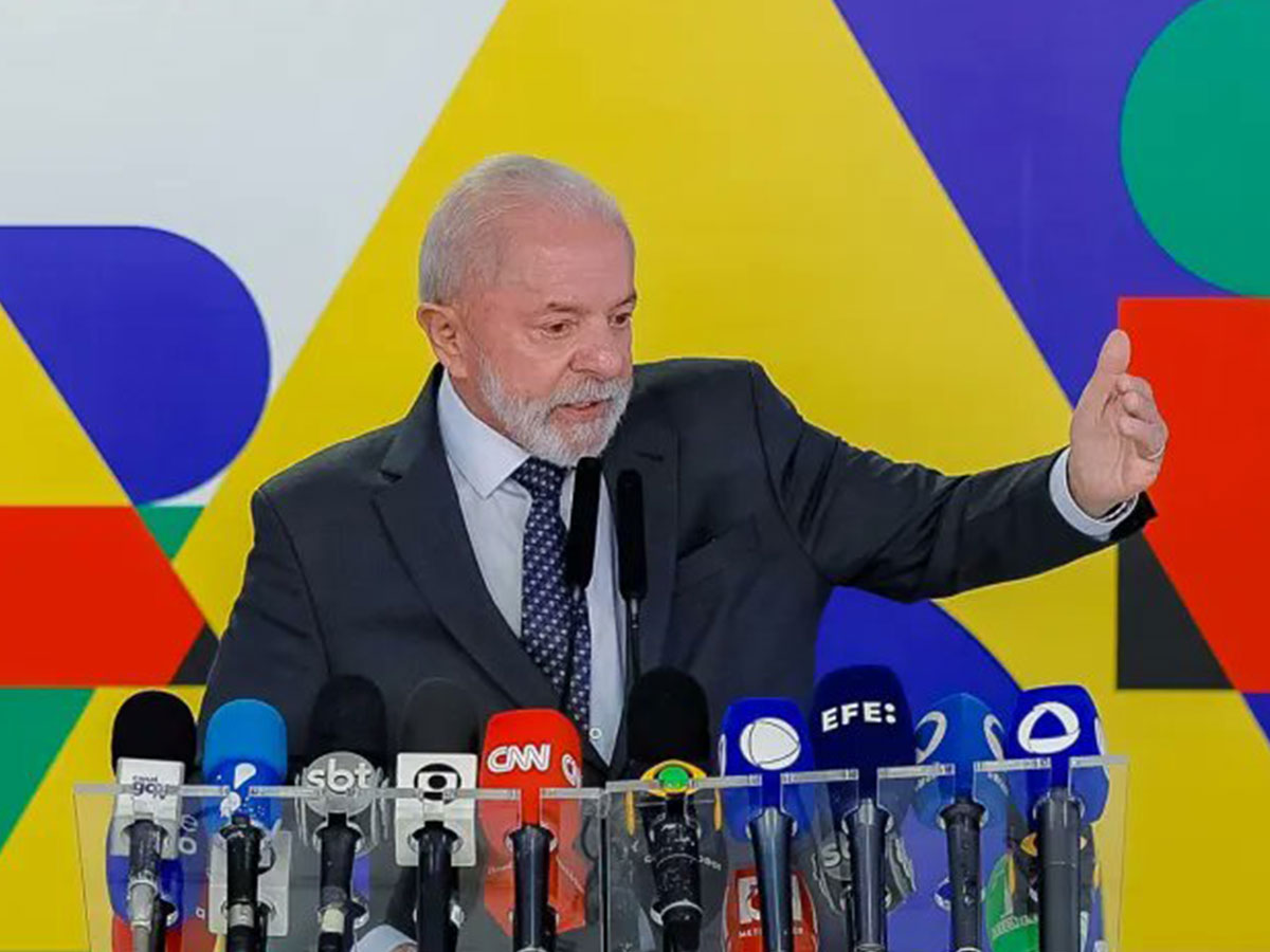 الرئيس البرازيلي يدعو إلى لجنة دولية محايدة تحت مظلة الأمم المتحدة لحل النزاع الروسي الأوكراني