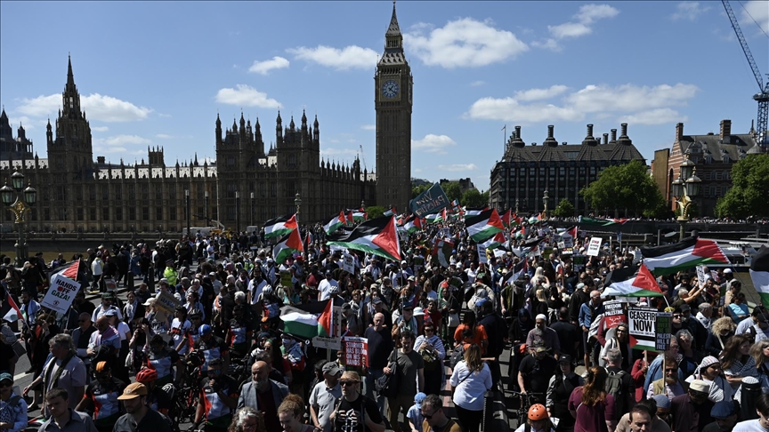 في عدة عواصم أوروبية.. مئات الآلاف يتظاهرون تضامنا مع فلسطين