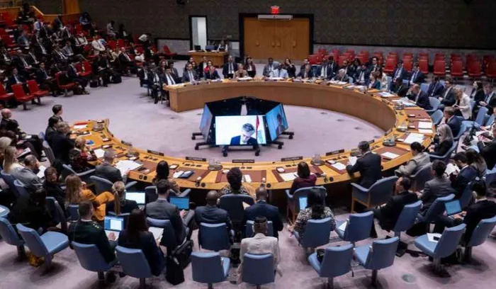 مجلس الأمن يؤجل التصويت على اقتراح لتأمين مضيق هرمز