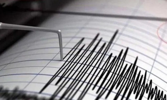 زلزال بقوة 5.5 درجة يضرب منطقة هندوكوش في أفغانستان