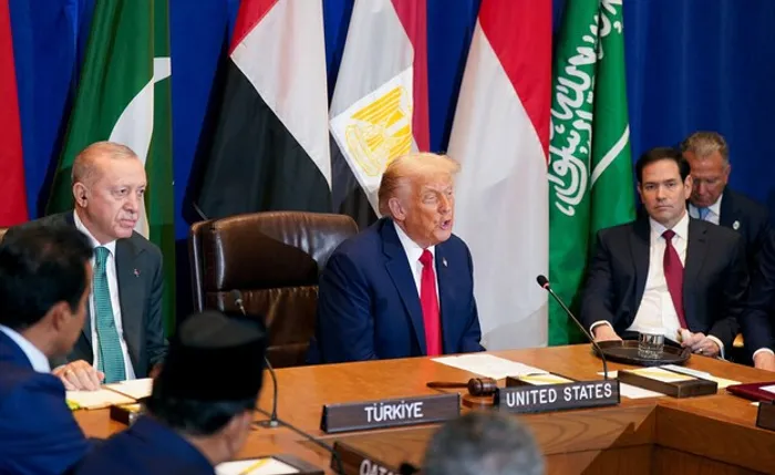 خلال اجتماعه مع قادة عرب.. ترامب يلوح بإنهاء الحرب على غزة