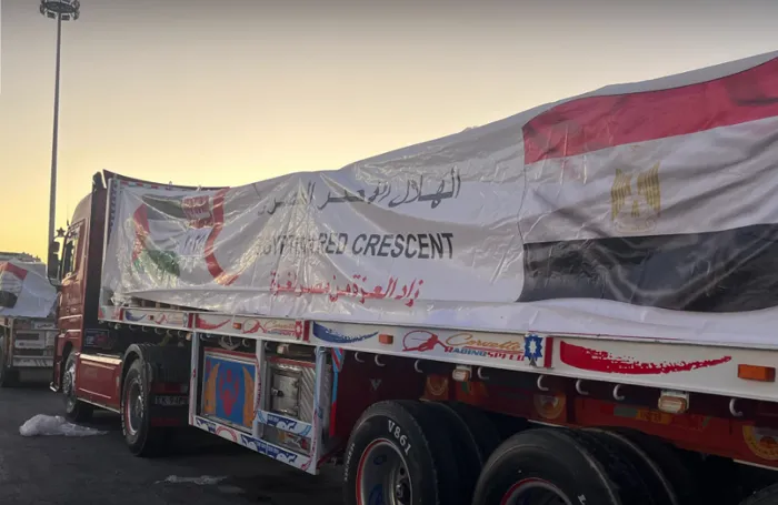 محمّلة بالغذاء والدواء.. مصر ترسل قافلة المساعدات الإنسانية رقم 37 إلى غزة